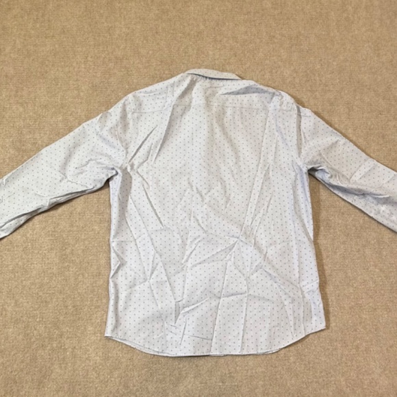 Banana Republic Shirt Mens L Non Iron Blue Dots and Flowers Untucked Button Down - Picture 6 of 6